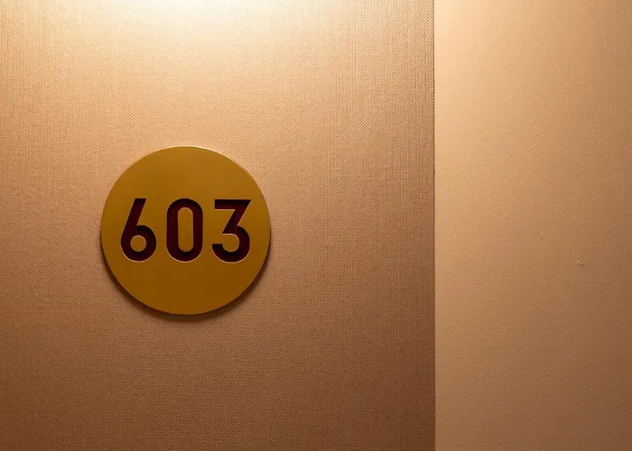 Ξενοδοχείο Walhalla 4*